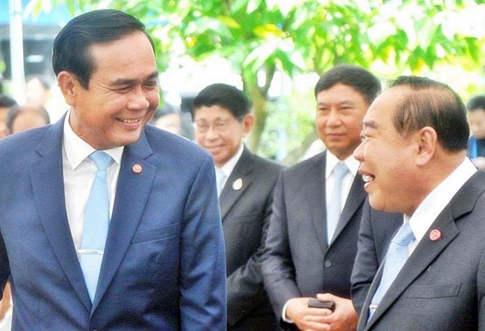 Thai PM and Deputy PM share a joke