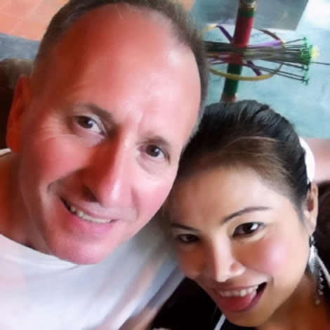 Vern Unsworth sues Elon Musk while his beautiful, 40 year Thai girlfrends refutes his baseless claims