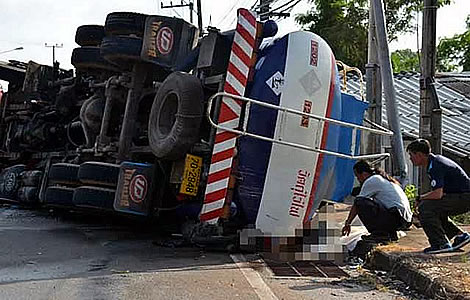 Italian couple die in Chumphon in another horrific motorcycle accident on Thailand’s deadly roads