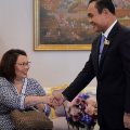 US Senator is a woman who speaks Thai – Tammy Duckworth visits Thailand to foster American ties