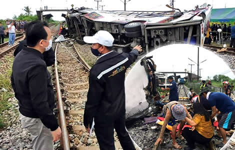 18-dead-rail-crash-chachoengsao-province-sunday-morning