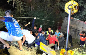 Driver dies, three young Danish tourists seriously injured in van accident enroute to Pai Full Moon party