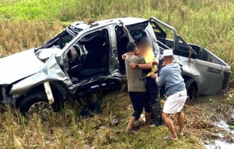 Police officer killed in a Pattani roadside bomb inside which hurled his police vehicle off the highway
