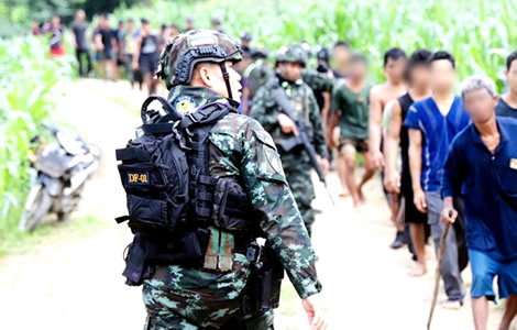 Burmese population and defeated forces flood into Tak as junta suffers another military setback in Karen