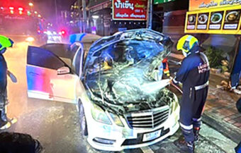 Pattaya police officer’s white luxury Mercedes Benz saloon gutted in spontaneous fire Thursday morning