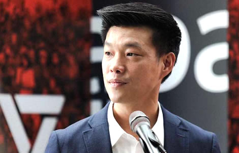 People's Party leader Ten steps up with an offer putting the country first to end any political deadlock