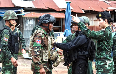Cambodia apologises for soldier on Tuesday who was ‘drunk’ when he interfered with ASEAN border visit