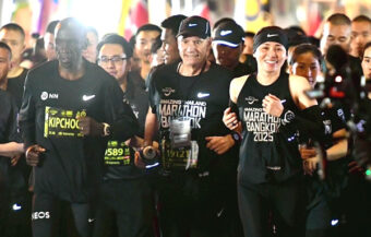 Queen runs half marathon in early morning Bangkok run on Sunday with Kenyan legend Eliud Kipchoge