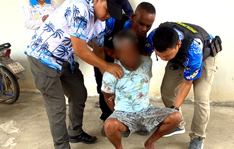 Middle-aged man violently murders his mother in Sisaket Province with a machete after refusing his mental health pills