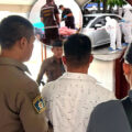 40 year old taxi driver murders his girlfriend in Nonathaburi. Brings body to the police station in cab