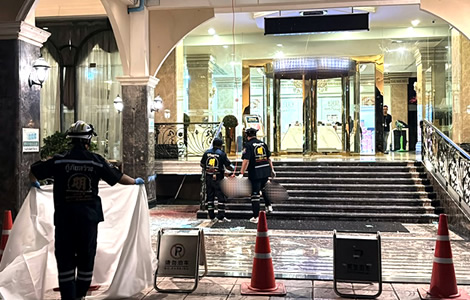 Horror scene at Pattaya hotel Thursday morning as blood dripped to the ground before entrance