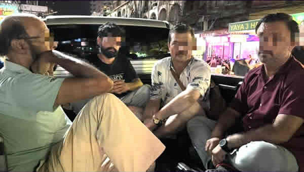 Herbal jars scam shop raided by police. Six Pakistani men arrested who were working on tourist visas