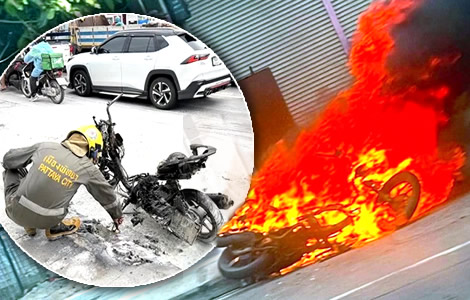 Motorbike suddenly erupts into flames in Pattaya. Lucky rider jumped off just seconds before it exploded