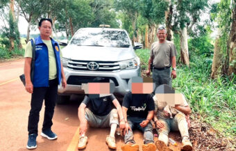3 crazed Chinese men who claim they fled a Burmese scammer camp wreak havoc in Western Tak province