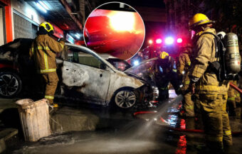 Another electric car goes up in flames in Samut Prakan on Sunday night. Sparks and a loud blast then fire