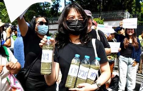 Bangkok protest as anger over northern rivers poisoned by Chinese-backed firms near the Thai border rises