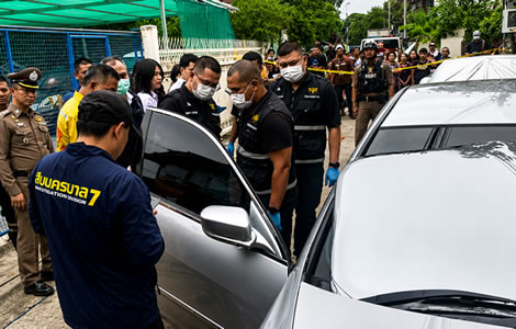 Death in the car after sexual activity. Bangkok police look into shocking discovery of dead young couple