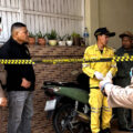 Delivery rider dumped by his partner for another man executed the woman at her Bangkok home on Sunday