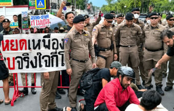 Two injured in a public protest outside Chinese consulate in Chiang Mai over poisoning of local rivers