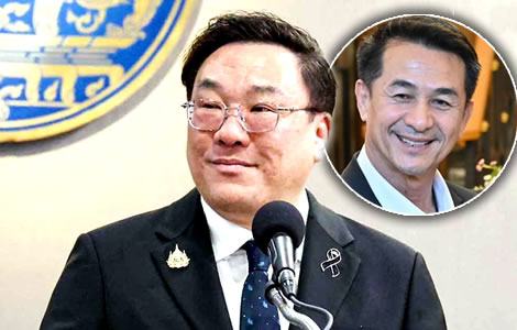 Pheu Thai leader Julapun insists the coalition government is ‘very strong’ at Government House on Friday