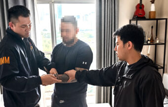 Two Swedes arrested in Bangkok Immigration Bureau police operation on Sunday after they fled Koh Samui